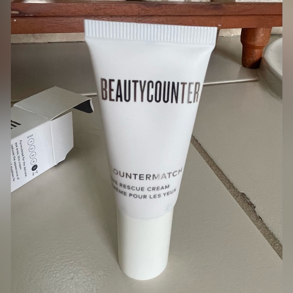 New BEAUTY COUNTER countermatch eye rescue cream